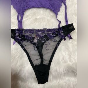 Victoria's Secret Purple and Black Garter and Thong  Set